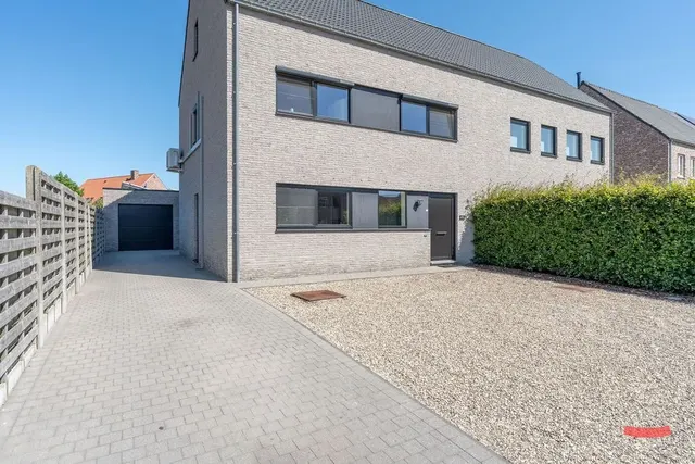 Huis te koop in Ravels – 1/10