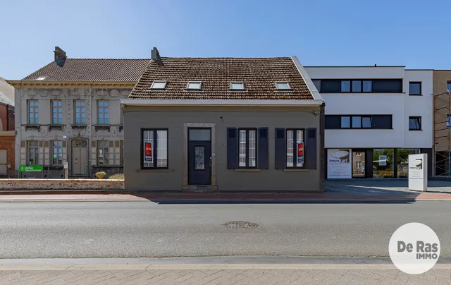 Huis te koop in Wichelen – 1/10