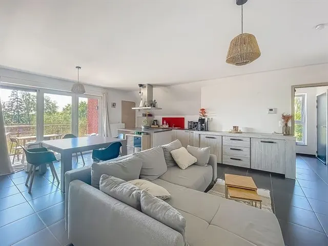 Appartement te huur in Estinnes-Au-Val – 1/10