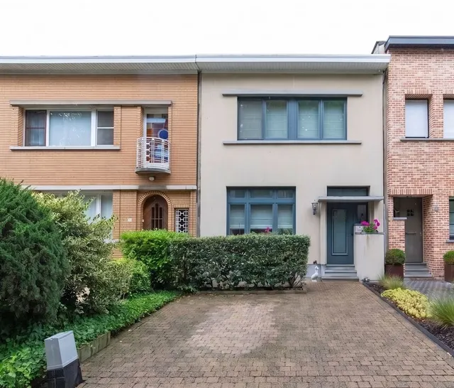 Huis te koop in Brasschaat – 1/10