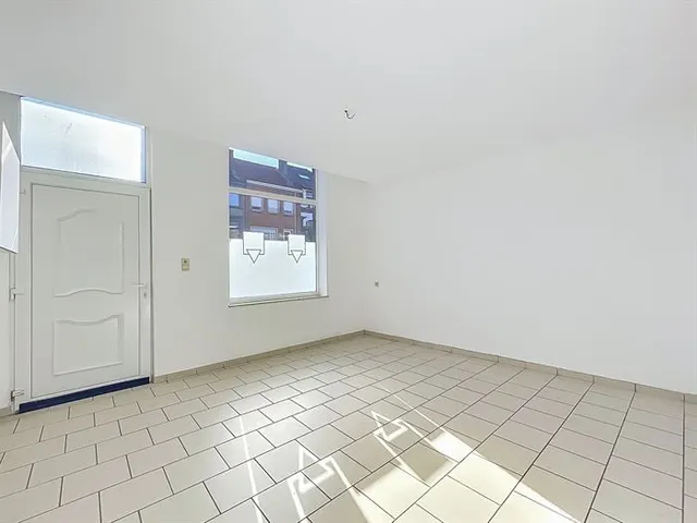 Huis te huur in Waudrez – 1/10