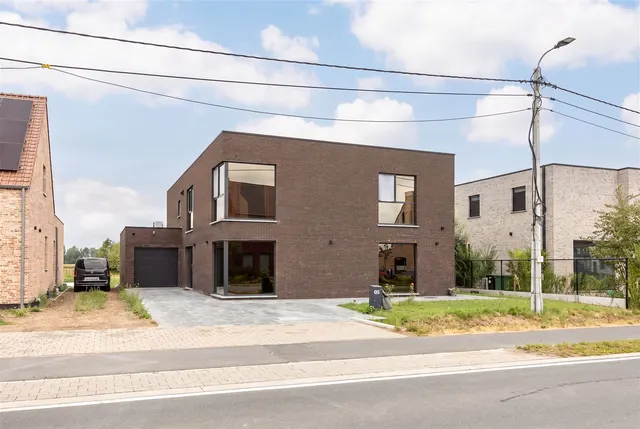 Maison à vendre à Onze-Lieve-Vrouw-Waver – 1/10