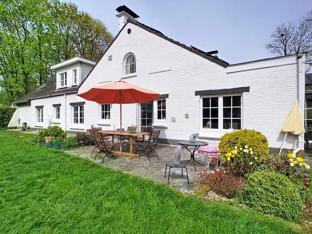 Villa for sale in Rixensart – 1/10