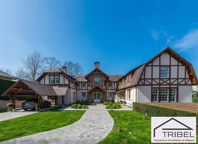 Villa te koop in Uccle – 1/10