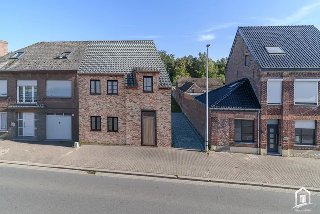 House for sale in Mere – 1/10