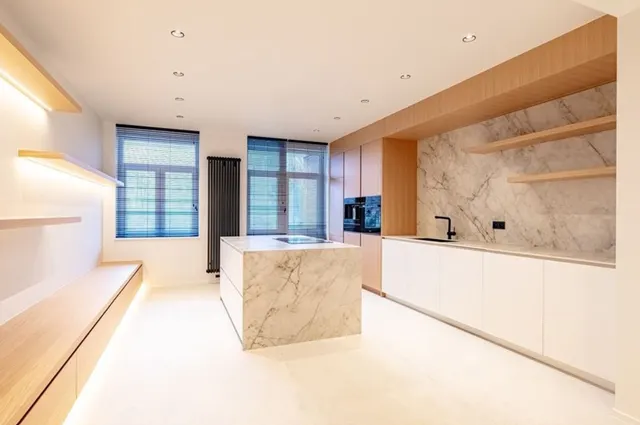 Appartement te koop in Etterbeek – 1/10