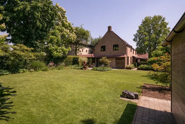 Huis te koop in Wilrijk – 1/10