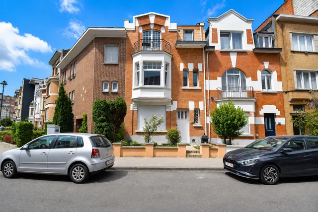 Huis te huur in Schaerbeek – 1/10