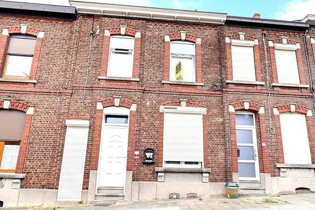 Huis te koop in Charleroi Marcinelle – 1/10