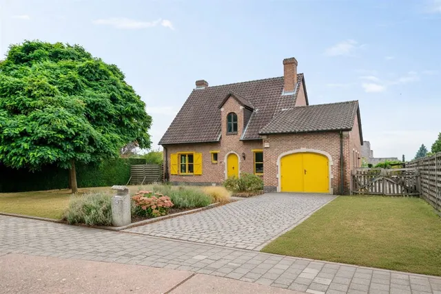 Maison à vendre à Emblem – 1/10