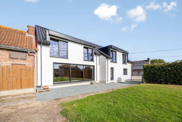 Huis te koop in Pajottegem – 1/10