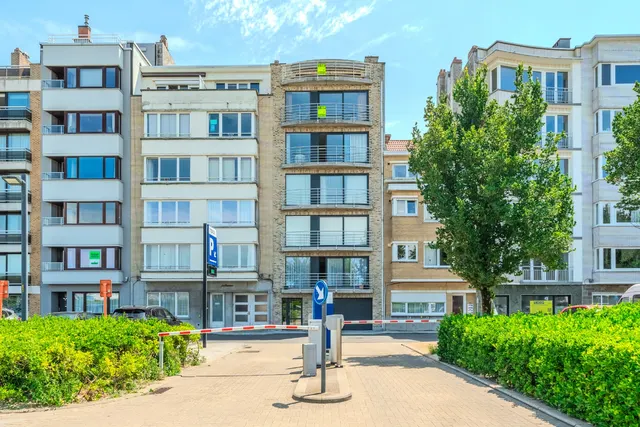Appartement te koop in Oostende – 1/10