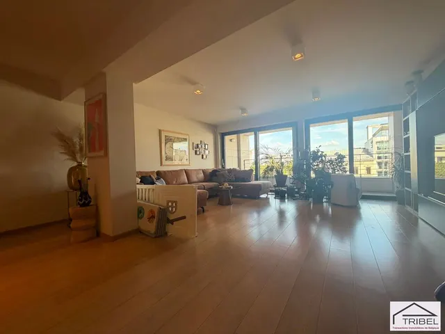 Appartement à louer à Ixelles – 1/10