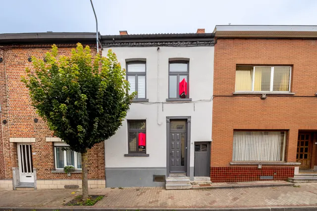 Huis te koop in La Louvière – 1/10