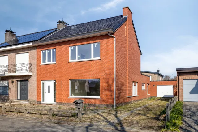 Eengezinswoning te koop in Itegem – 1/10