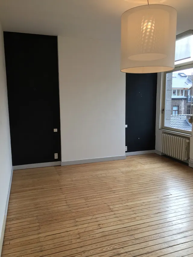 Appartement à louer à Liege RENSEIGNEMENTS – 1/10