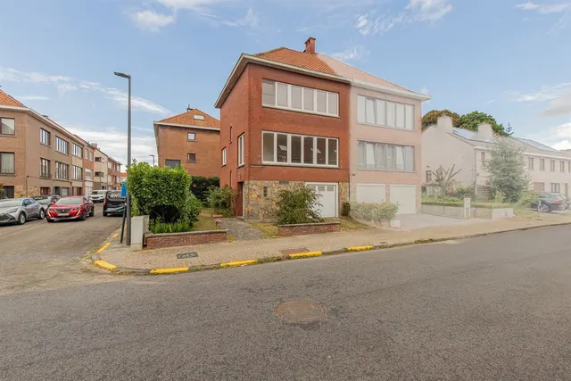 Huis te koop in Strombeek-Bever – 1/10