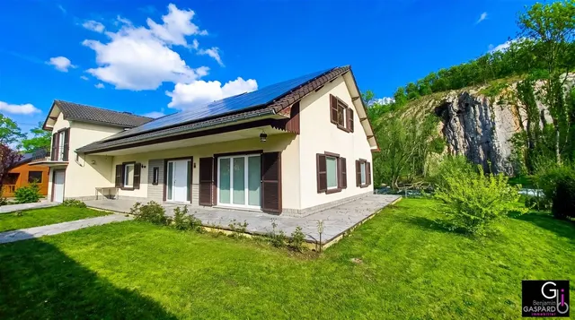 Maison à vendre à Hotton – 1/10