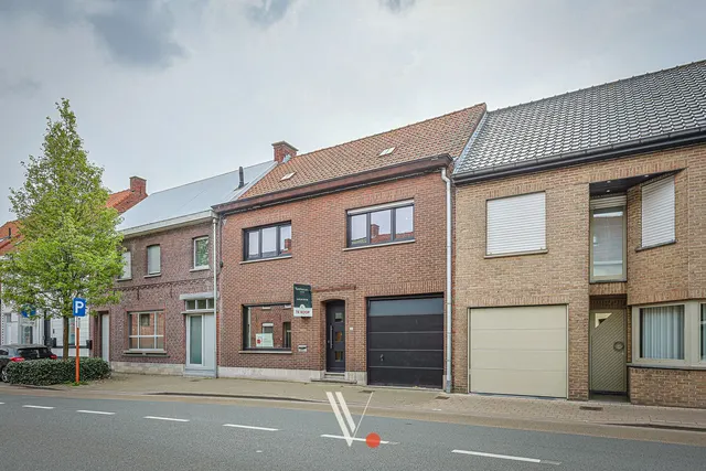 Huis for sale in Izegem – 1/10