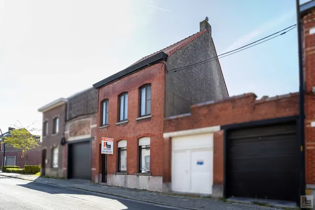 Huis te koop in Ronse – 1/10