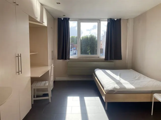 Appartement te huur in Etterbeek – 1/5