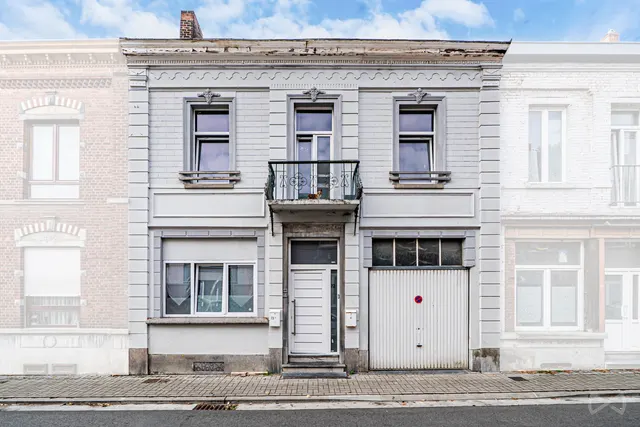 Appartement te koop in Manage – 1/10