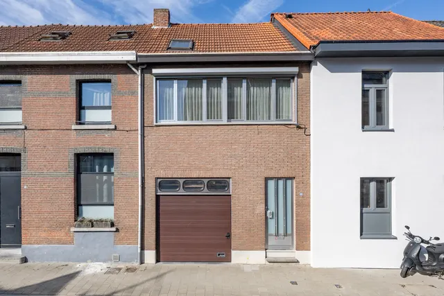 Huis te koop in Kontich – 1/4