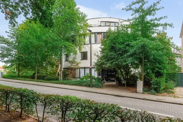 Appartement te koop in Mortsel – 1/10