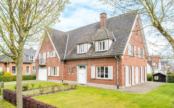 Villa for sale in Kraainem Bekijk op waze – 1/10