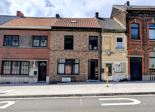 Huis te koop in Châtelet Chatelineau – 1/10
