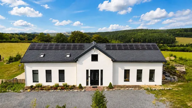 Villa te koop in Manderfeld – 1/10