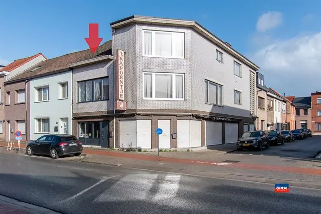 Huis te koop in Hemiksem – 1/10