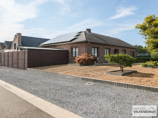 Eengezinswoning te koop in Zonhoven – 1/10