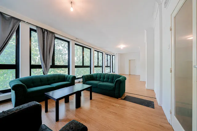 Appartement te koop in Charleroi – 1/10