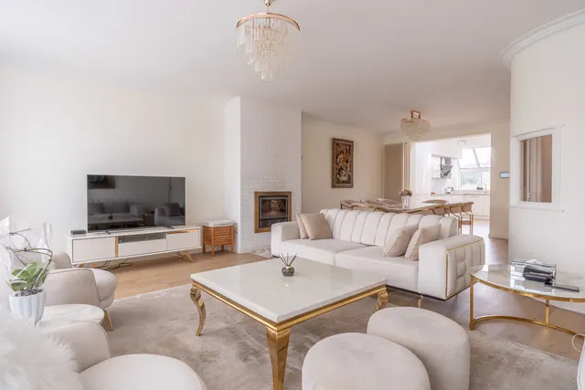 Huis te koop in Oud-Turnhout – 1/10