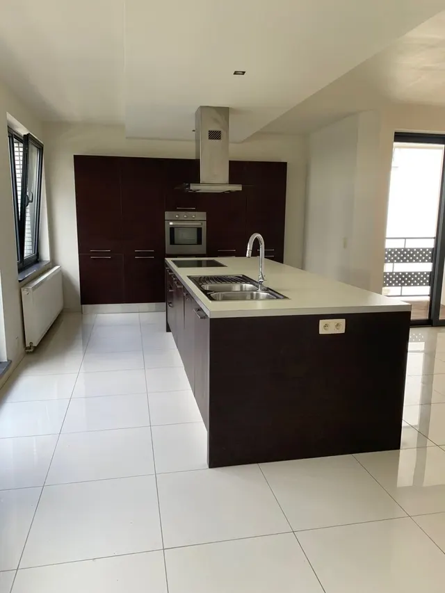 Appartement te huur in Bruxelles – 1/10