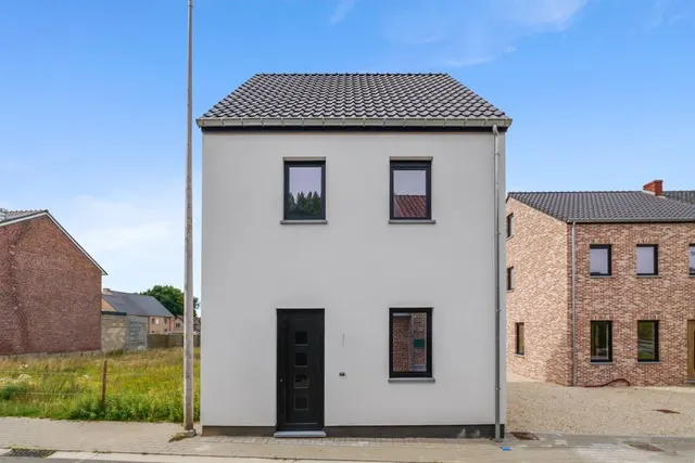 Huis te koop in Heers – 1/10