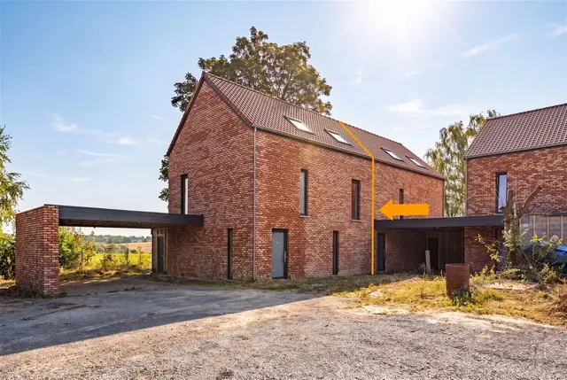 Huis te koop in Bodegnée – 1/10