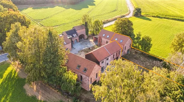 Huis te koop in Bodegnée – 1/10