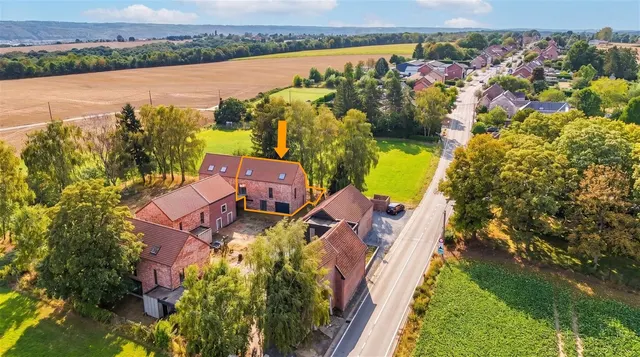 Huis te koop in Bodegnée – 1/10