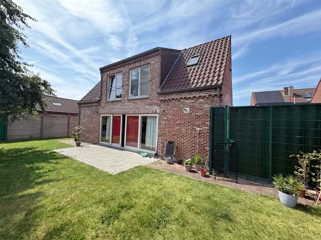 Maison à vendre à Kapellen – 1/10