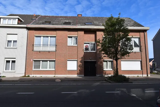 Appartement te huur in Sint-Pieters-Leeuw – 1/10