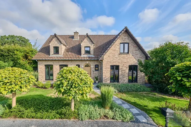 Eengezinswoning te koop in Hechtel-Eksel – 1/10
