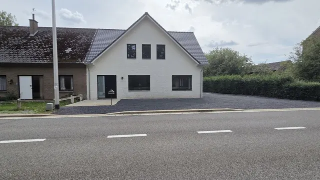 Huis te huur in Maasmechelen – 1/10