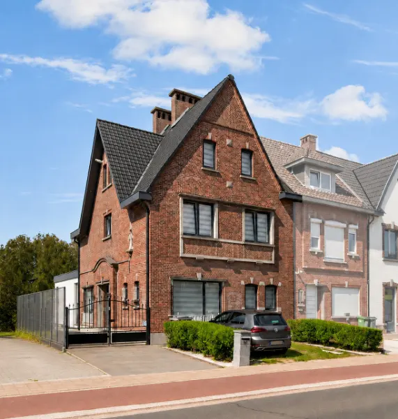 Huis te koop in Sint-Niklaas – 1/10