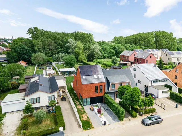 Maison à vendre à Ruisbroek – 1/10