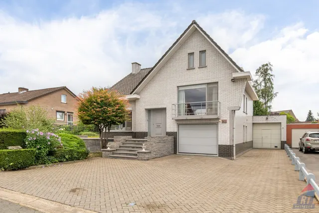 Eengezinswoning te koop in Sint-Truiden – 1/10
