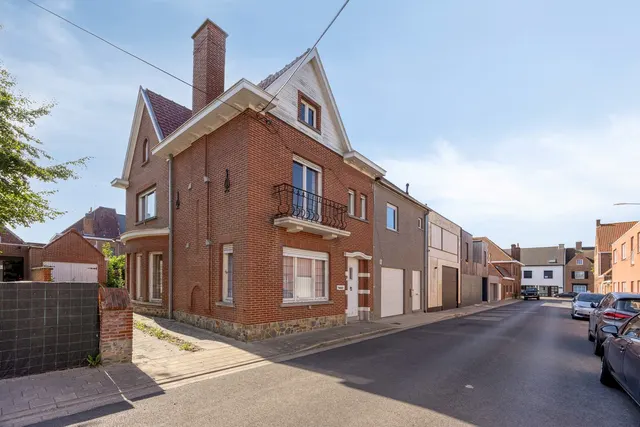 Huis te koop in Emelgem – 1/10
