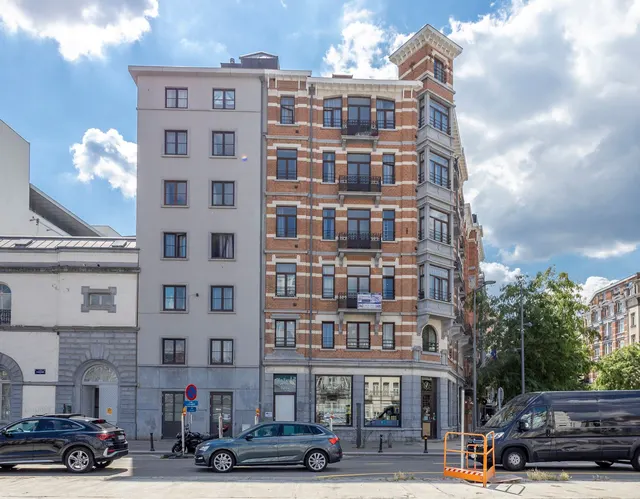 Appartement te koop in Brussel – 1/10
