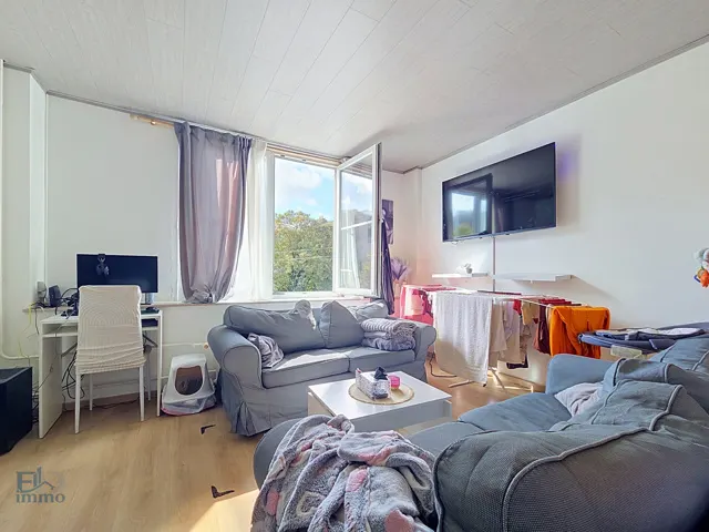 Appartement à vendre à Andenne Namêche – 1/10